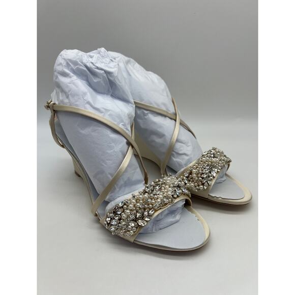 Badgley Mischka Women's Clarisa Embellished Wedge Sandal Ivory MP5243 Size 8.5 - Picture 12 of 12